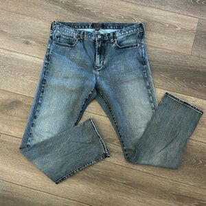 Banana Republic 34x32 Premium Performance Slim Fit‎